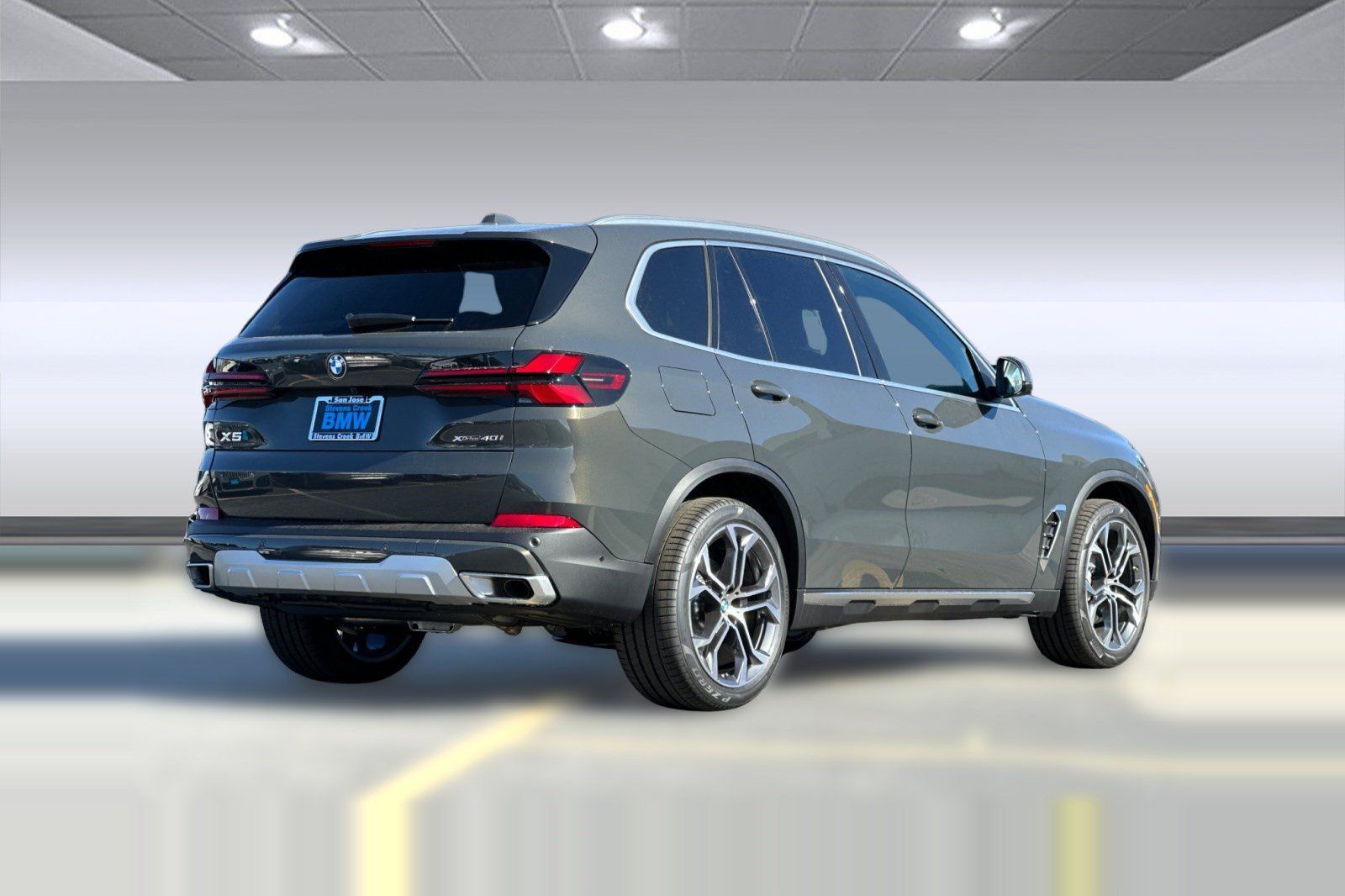 Used 2026 BMW X5 xDrive40i AWD/4WD image 9