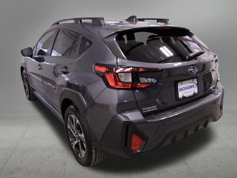 Used 2024 Subaru Crosstrek 2.0i Premium image 3