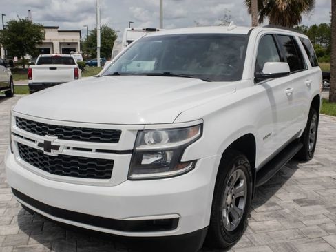 Used 2018 Chevrolet Tahoe LS RWD image 3