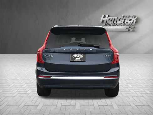 Used 2024 Volvo XC90 B6 Plus AWD/4WD image 9