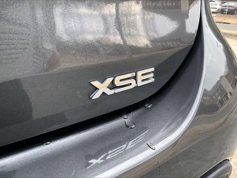 Used 2023 Toyota Highlander XSE image 10