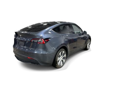 Certified 2021 Tesla Model Y Long Range AWD/4WD image 6
