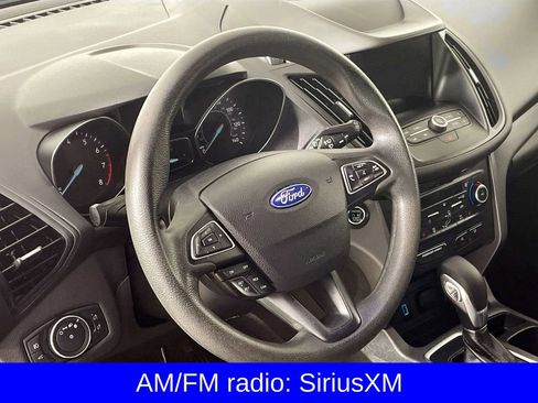 Used 2019 Ford Escape SE image 14