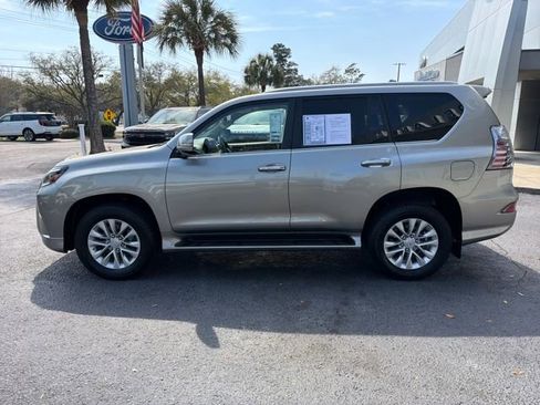 Used 2021 Lexus GX 460 Premium image 5