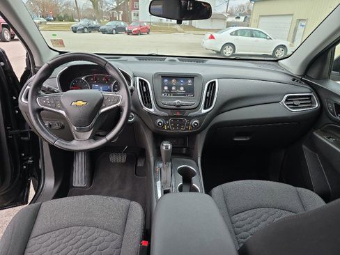Used 2021 Chevrolet Equinox LT image 28