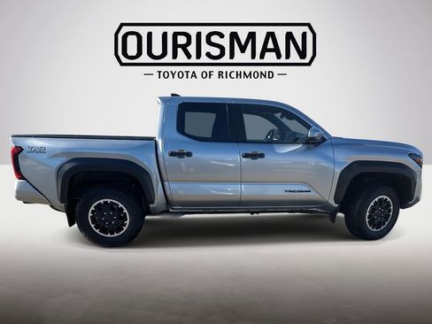 Used 2024 Toyota Tacoma TRD Off-Road w/ TRD Off Road Upgrade Package image 8