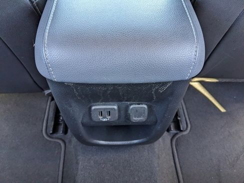 Used 2021 Chevrolet Colorado Z71 image 40