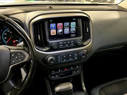 Used 2018 Chevrolet Colorado Z71 image 6