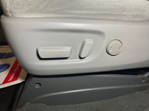 Used 2020 Toyota Sienna LE image 21