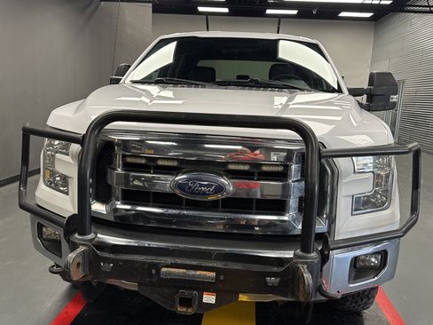 Used 2016 Ford F150 XLT w/ Trailer Tow Package AWD/4WD image 8