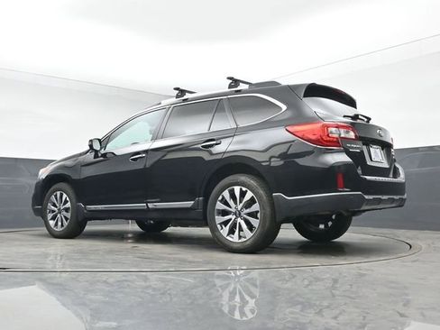 Used 2017 Subaru Outback 2.5i Touring w/ Popular Package #5A image 15
