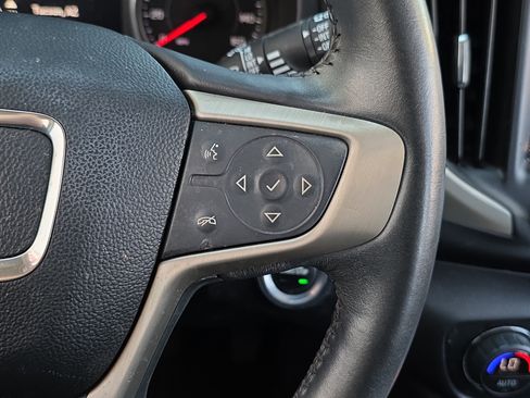 Used 2019 GMC Terrain Denali w/ Driver Alert Package II image 18