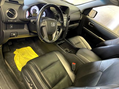 Used 2010 Honda Pilot EX-L image 24