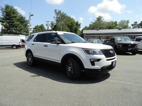 Used 2019 Ford Explorer Sport w/ Equipment Group 401A image 3
