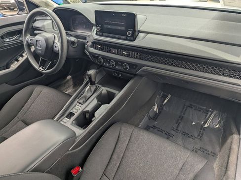 Certified 2025 Honda Accord SE image 10