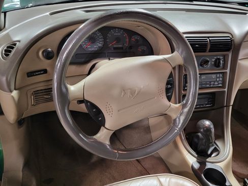 Used 1999 Ford Mustang GT RWD image 17