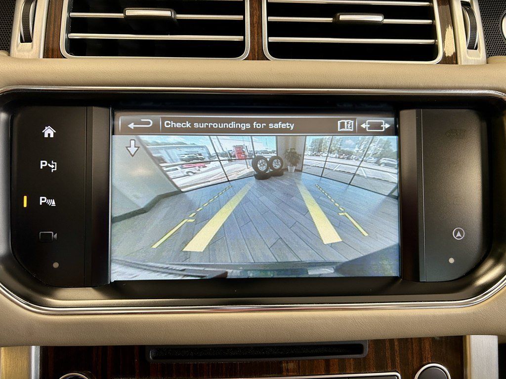 Used 2016 Land Rover Range Rover Supercharged AWD/4WD image 11