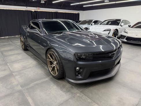 Used 2013 Chevrolet Camaro ZL1 image 9