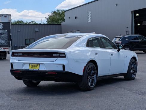 New 2026 Dodge Charger R/T AWD/4WD image 7