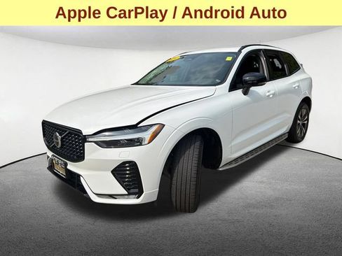 Used 2024 Volvo XC60 B5 Core AWD/4WD image 5