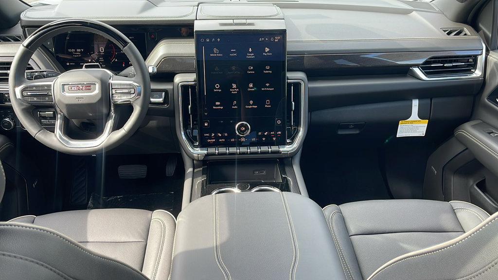 New 2026 GMC Yukon Elevation w/ Elevation Premium Package AWD/4WD image 18