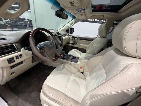 Used 2015 Lexus GX 460 w/ Premium Package image 20