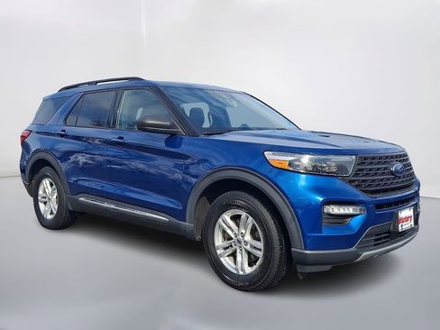 Used 2020 Ford Explorer XLT w/ Equipment Group 202A image 1