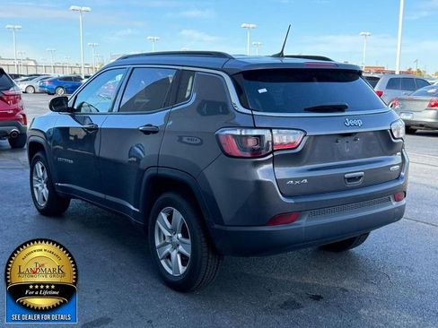 Used 2022 Jeep Compass Latitude image 6