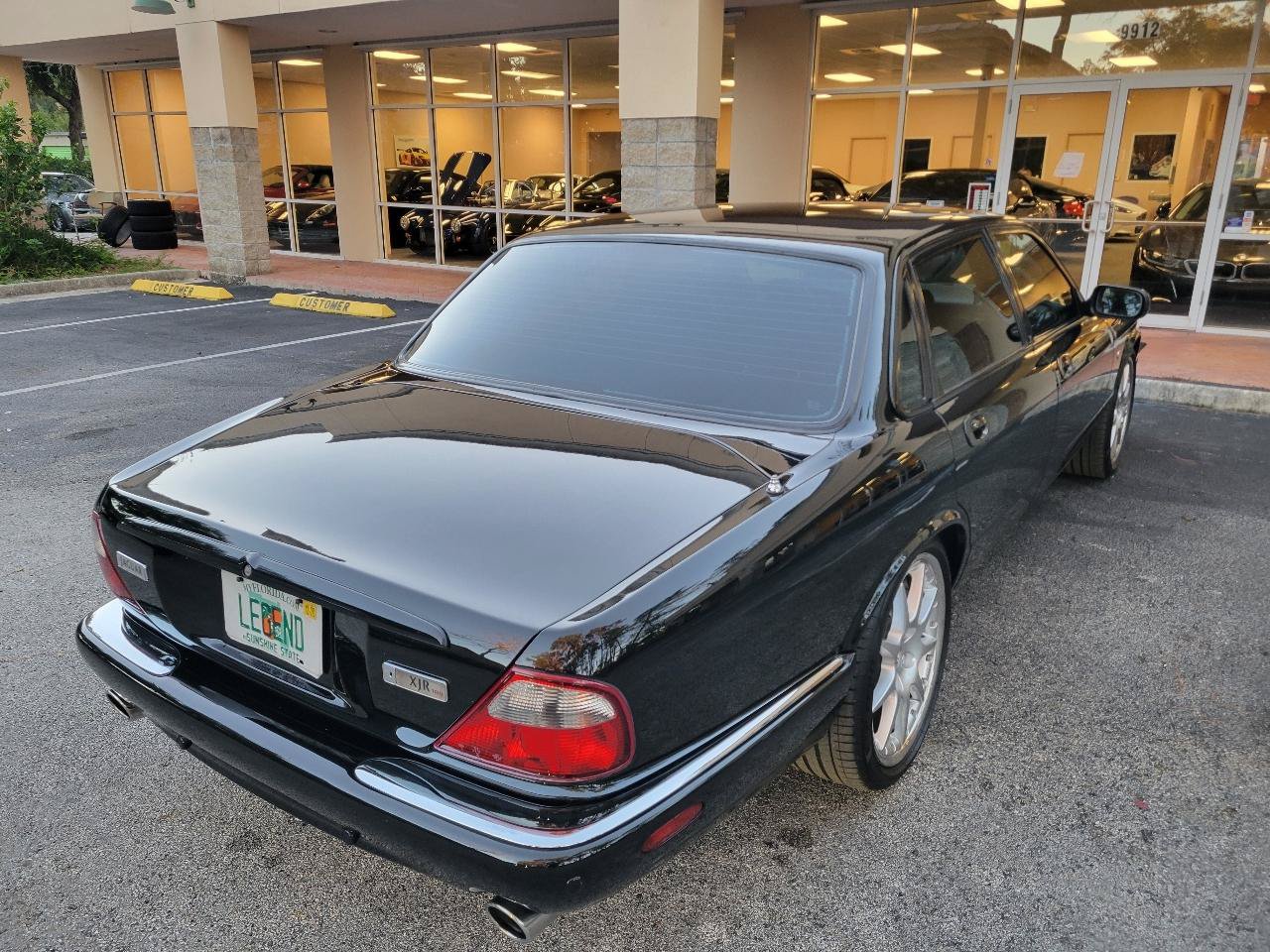 Used 2002 Jaguar XJ8 RWD image 5