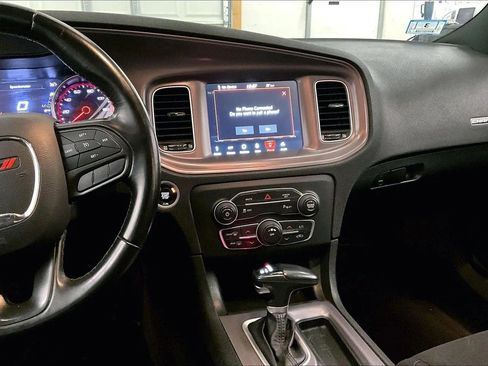 Used 2023 Dodge Charger SXT image 6