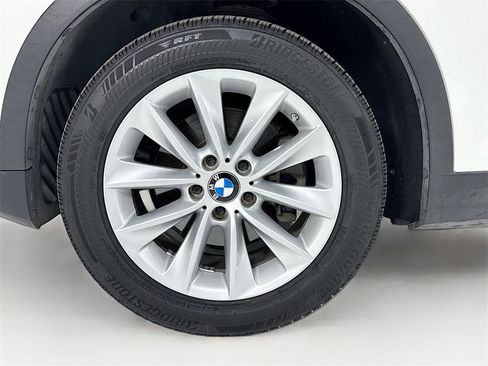 Used 2017 BMW X3 sDrive28i image 32