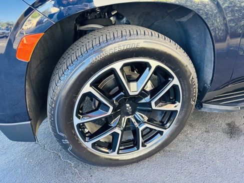 Used 2022 Chevrolet Tahoe RST w/ Luxury Package image 6