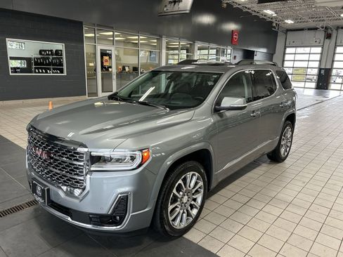 Used 2023 GMC Acadia Denali w/ Denali Ultimate Package AWD/4WD image 31