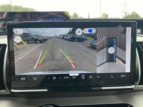 New 2025 Ford Expedition Max Active image 15