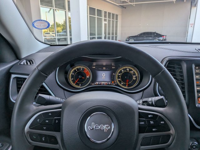 Used 2022 Jeep Cherokee Latitude Lux AWD/4WD image 29