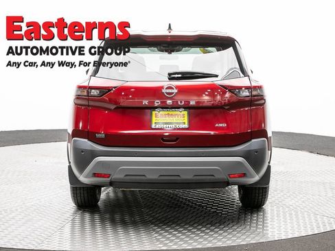 Used 2023 Nissan Rogue S AWD/4WD image 6