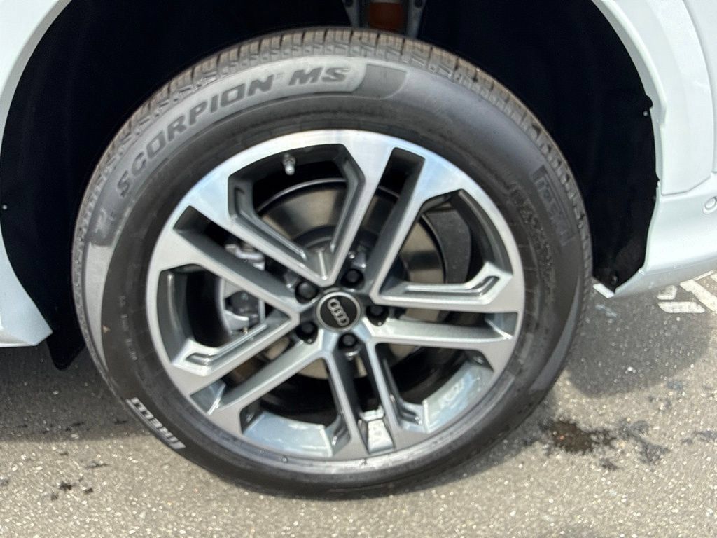 New 2026 Audi Q5 Premium Plus AWD/4WD image 11
