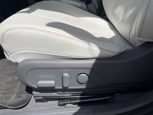 Used 2023 Hyundai Ioniq 5 SEL w/ Cargo Package AWD/4WD image 11