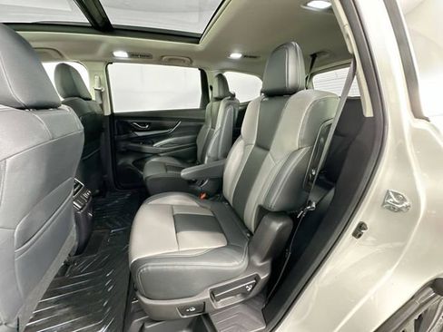 Used 2022 Subaru Ascent Onyx Edition image 27
