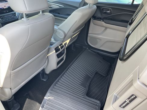 Used 2019 Honda Ridgeline RTL-T image 14
