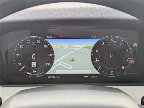 Used 2019 Land Rover Range Rover Velar S image 11