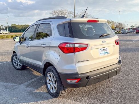Used 2018 Ford EcoSport SE image 4