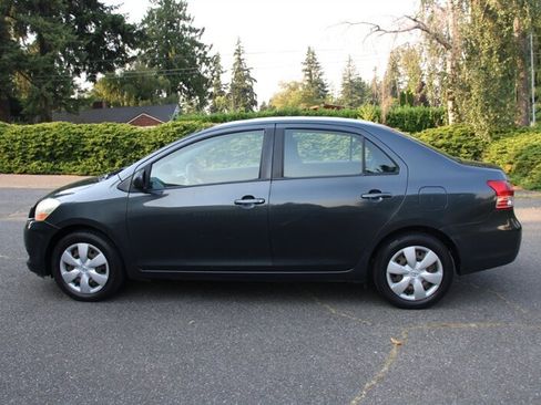 Used 2007 Toyota Yaris Sedan w/ PWR Pkg w/Steel Wheels FWD image 12