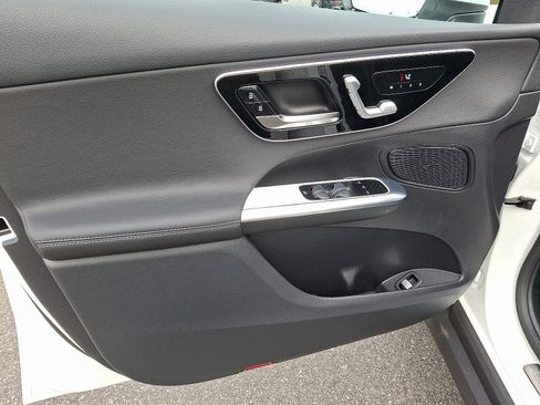 New 2026 Mercedes-Benz GLC 300 4MATIC image 7