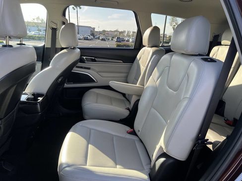 Used 2021 Kia Telluride S image 23