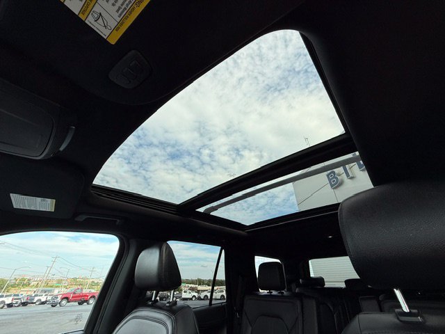 Used 2021 Ford Expedition Limited RWD image 13