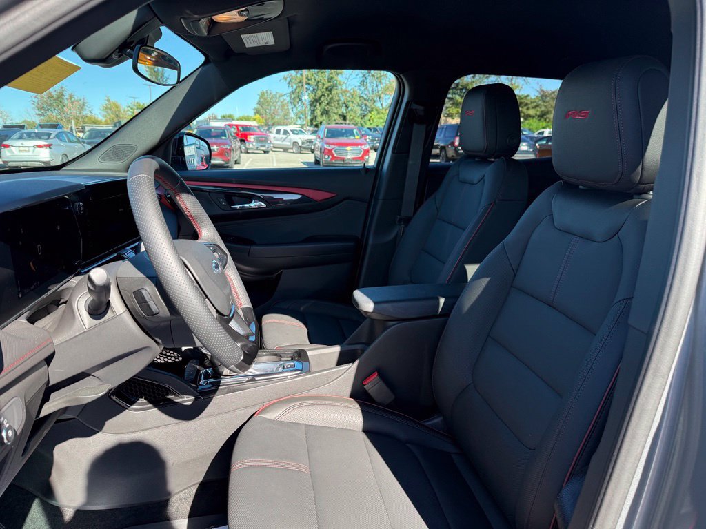 Used 2025 Chevrolet TrailBlazer RS AWD/4WD image 24