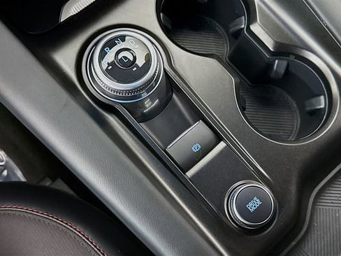 Used 2025 Ford Explorer ST-Line w/ ST-Line Street Pack image 17