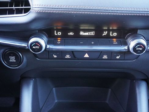 Used 2022 MAZDA MAZDA3 s image 18