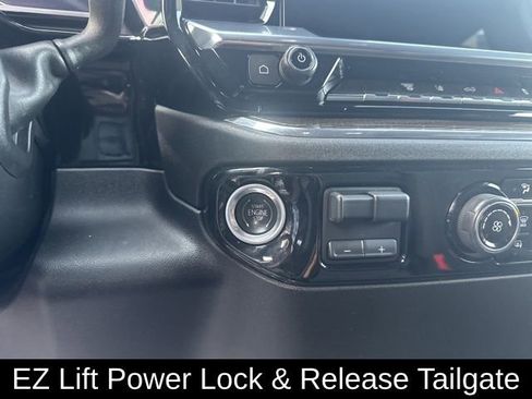 Used 2024 Chevrolet Silverado 3500 LT image 28